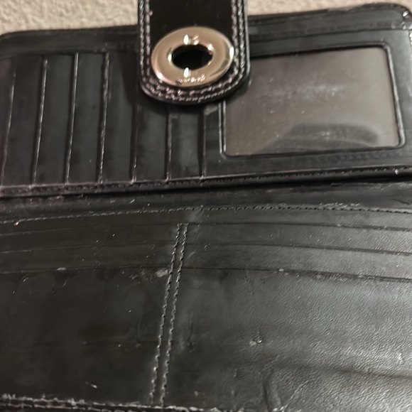Coach Patent Leather long Wallet - Picture 6 of 6